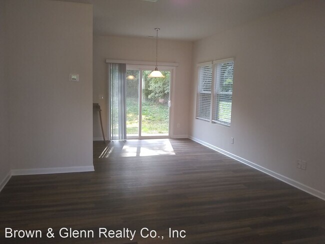 Building Photo - 3 br, 2.5 bath House - 131 Morvue Loop
