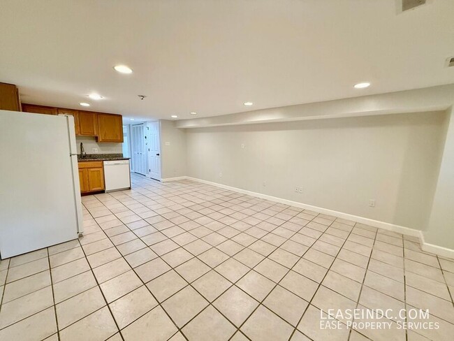 Foto del edificio - 1248 Florida Ave NW