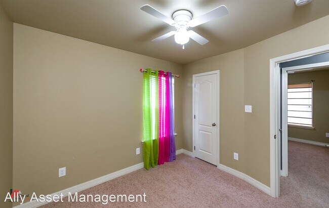 Building Photo - 3 br, 2 bath House - 7659 Kempton Park Dr