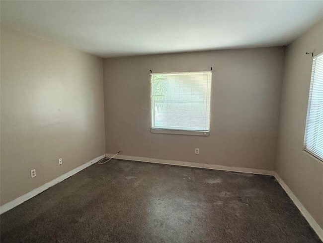 Building Photo - 1273 S Betty Ln