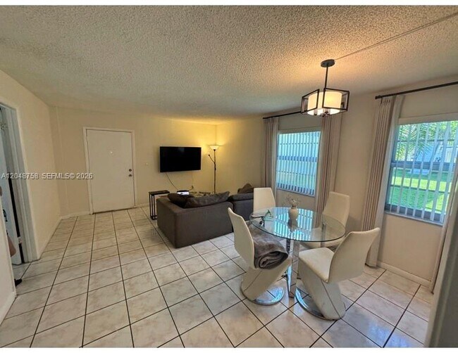 Foto del edificio - 6901 SW 129th Ave