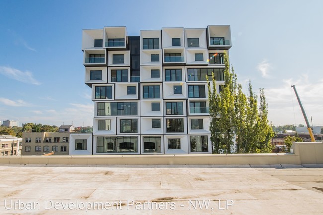 Foto del edificio - 124 NE 3rd Ave