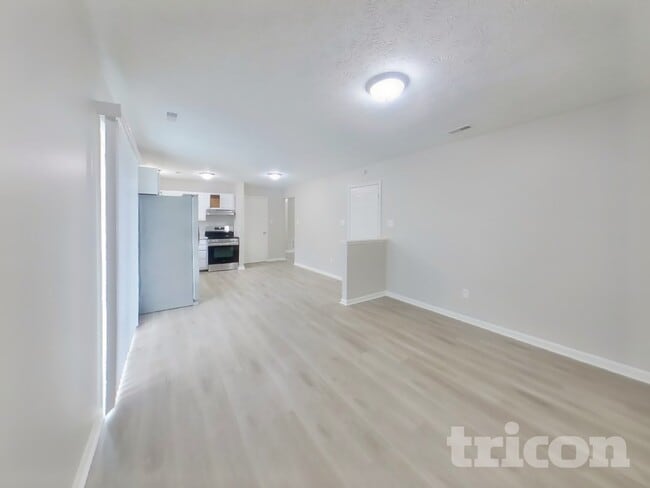 Building Photo - 3812 Cologne Ct