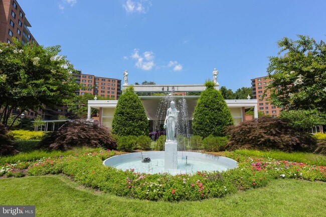 Foto del edificio - 4201 Cathedral Ave NW