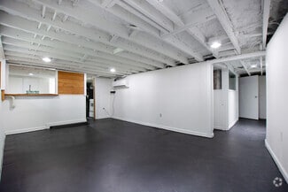 Building Photo - 1713 E Main St