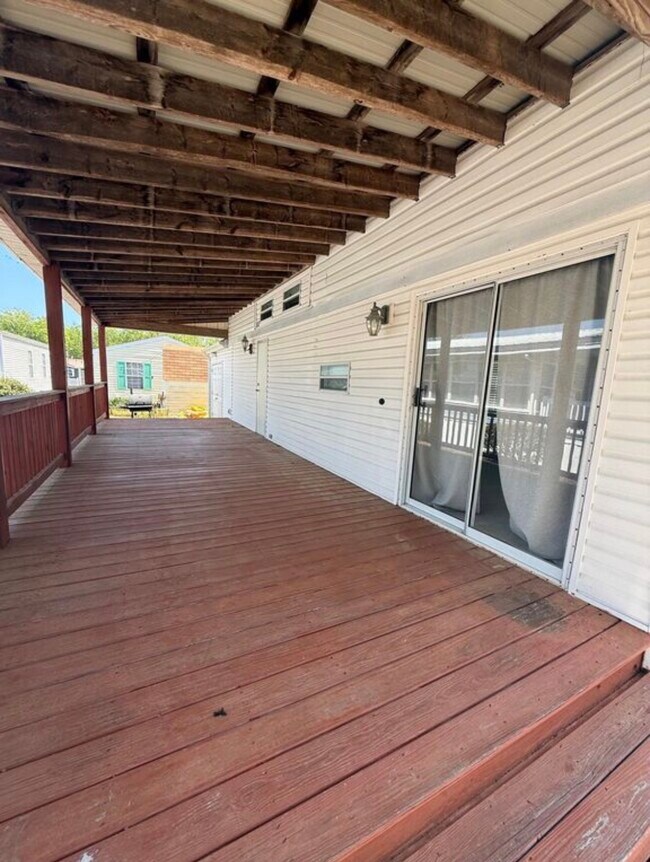Building Photo - 5400 Little River Neck Rd