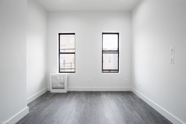 Building Photo - 2 br, 1 bath  - 1365 Dekalb Ave