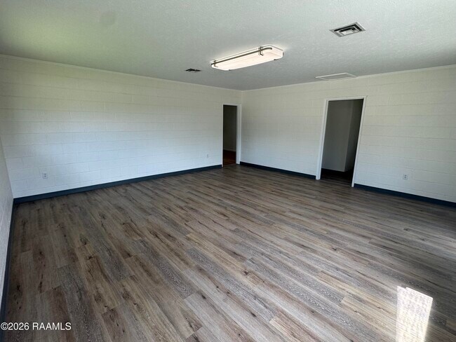 Foto del edificio - 206 Guilbeau Rd