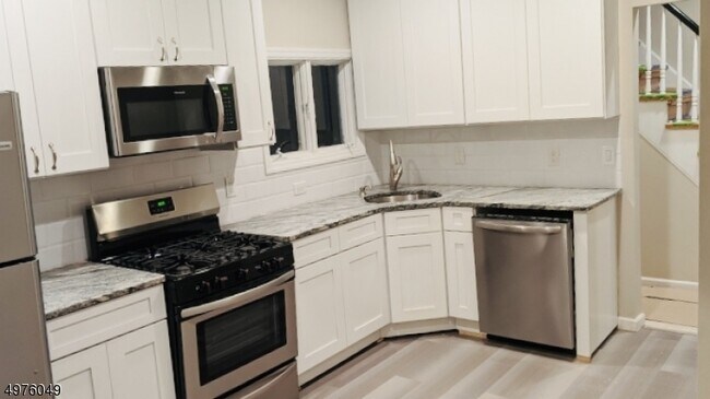 Foto del edificio - 341 Amherst St