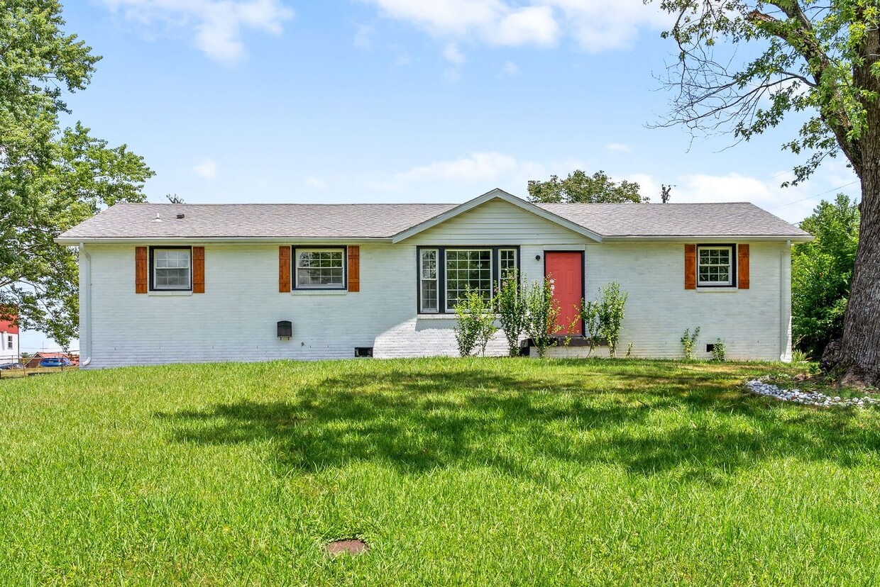 Primary Photo - Renovated Ranch