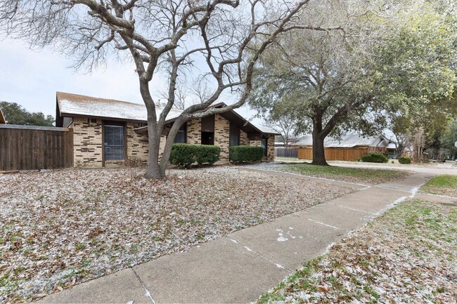 Foto del edificio - For Rent Newly Remodeled 3 Bed / 2 Bath Home