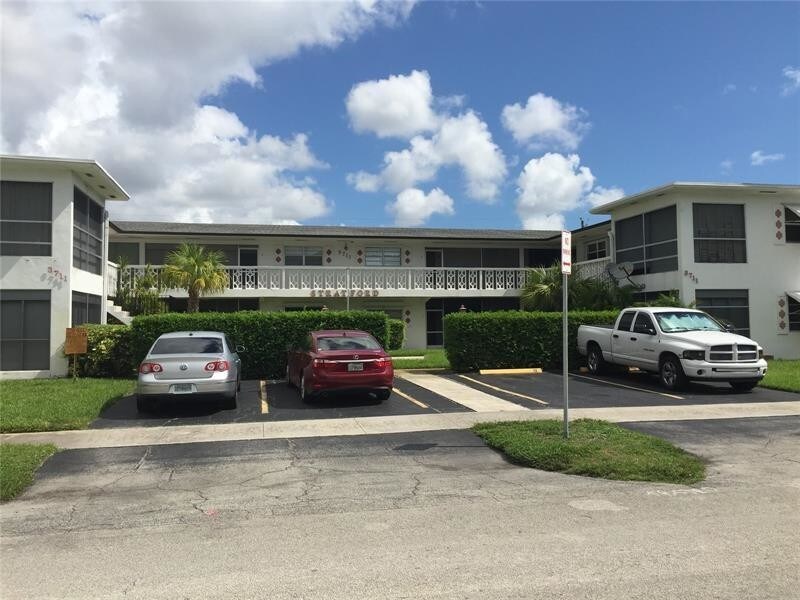 Foto principal - 3711 Van Buren St