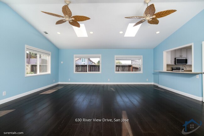 Building Photo - 630 River View Dr