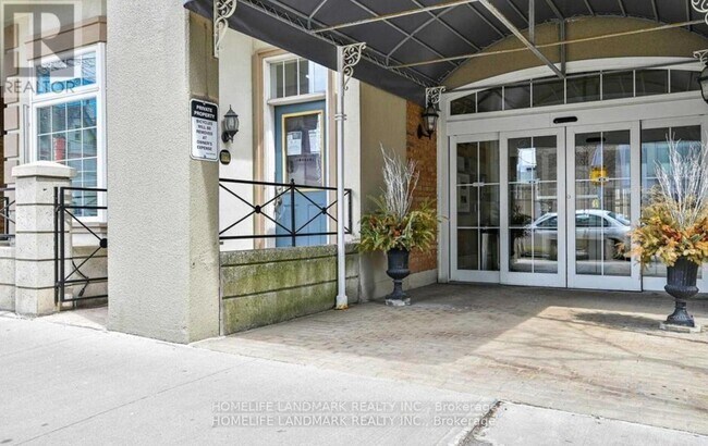 Building Photo - 53 McCaul St