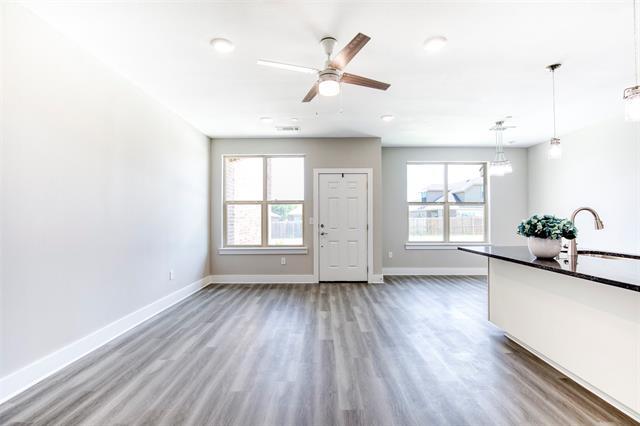 Foto del edificio - 3604 Aaron Pl