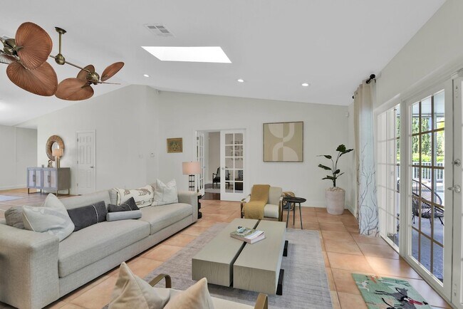 Building Photo - 13684 Exotica Ln