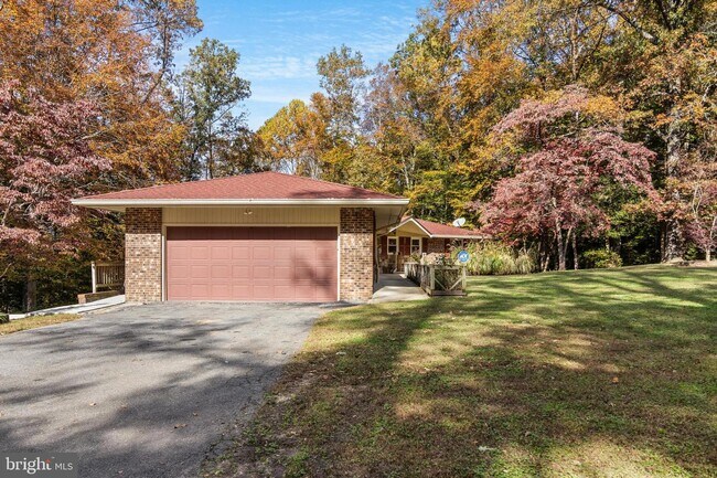 Building Photo - 12555 Trinity Dr