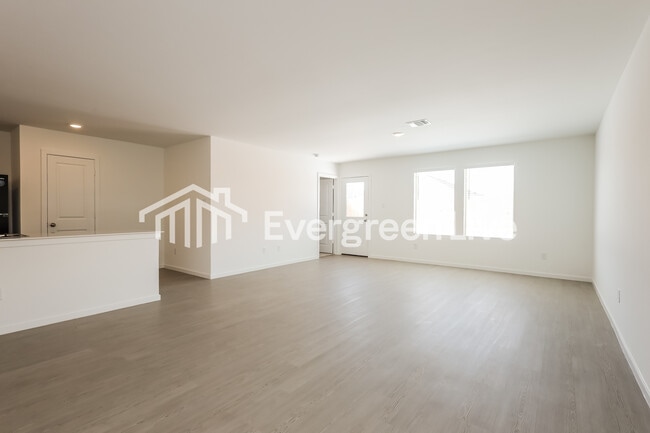 Foto del edificio - 3705 Los Cabos Dr