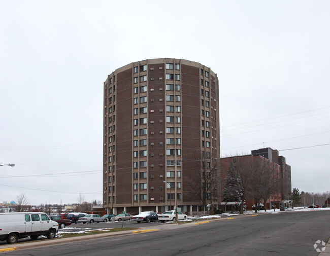 Foto del edificio - Alice Nettell Towers