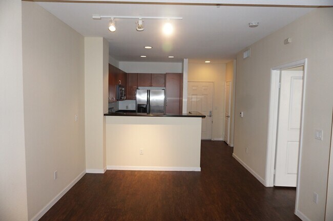 Building Photo - Resort Style Living 1 Bedroom In Anaheim's...