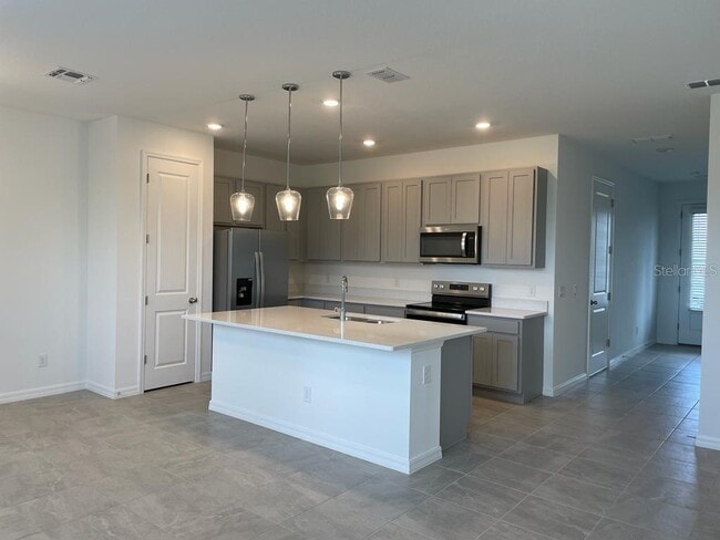 Building Photo - 1608 Pelican Dr