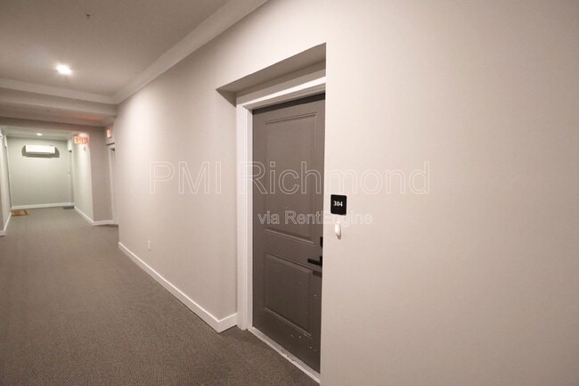 Foto del edificio - 3800 Maze Runner Dr