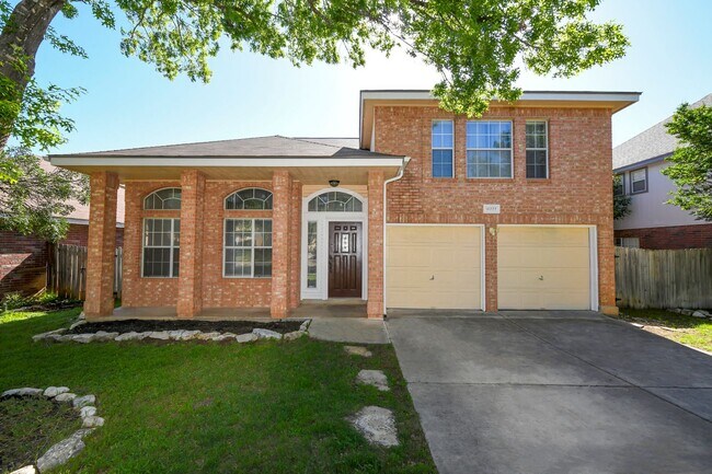 Building Photo - UTSA & La Canteria area right off of Babco...