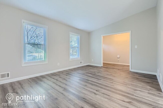 Foto del edificio - 3 br, 2 bath House - 628 Cedrick Lane UNIT