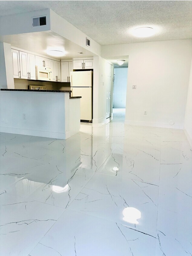 Foto principal - 510 NW 86th Pl