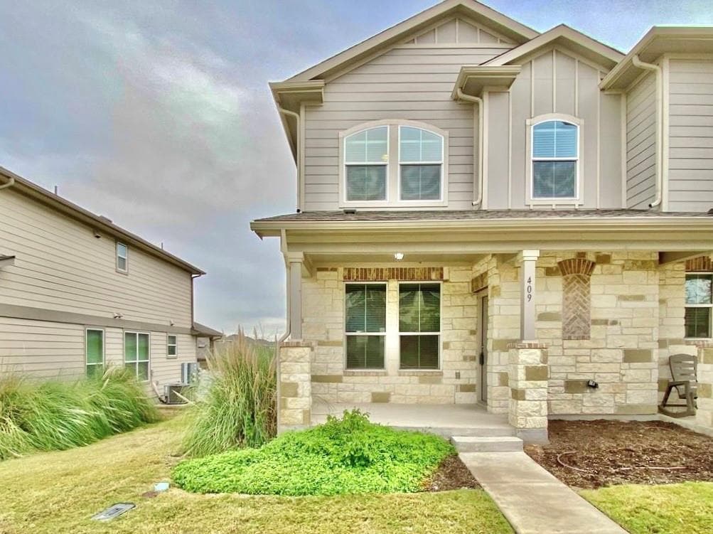 409 Crater Lake Dr, Pflugerville, TX 78660 Townhome Rentals in Pflugerville TX