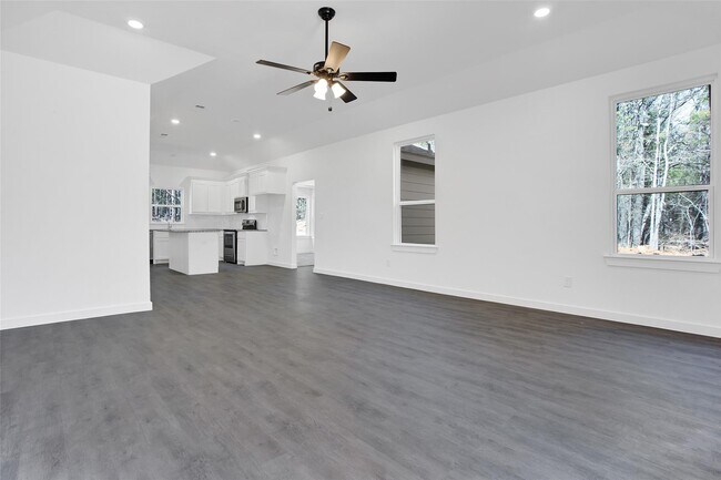 Building Photo - 1479 Cathey Dr