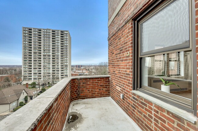 Private Balcony - 100 Prospect Ave