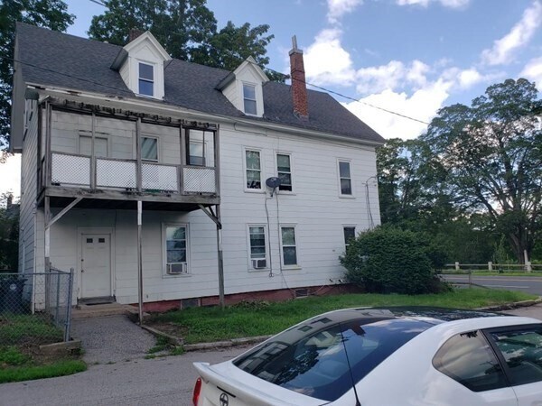 Building Photo - 322 Hilldale Ave