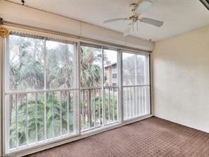 Building Photo - 3002 Sandpiper Bay Cir