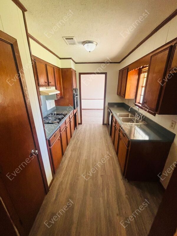 Foto del edificio - 4625 Ironwood Ln