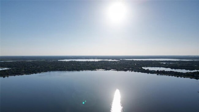 Foto del edificio - 8761 The Esplanade