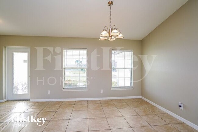 Foto del edificio - 2115 SW 12th Terrace
