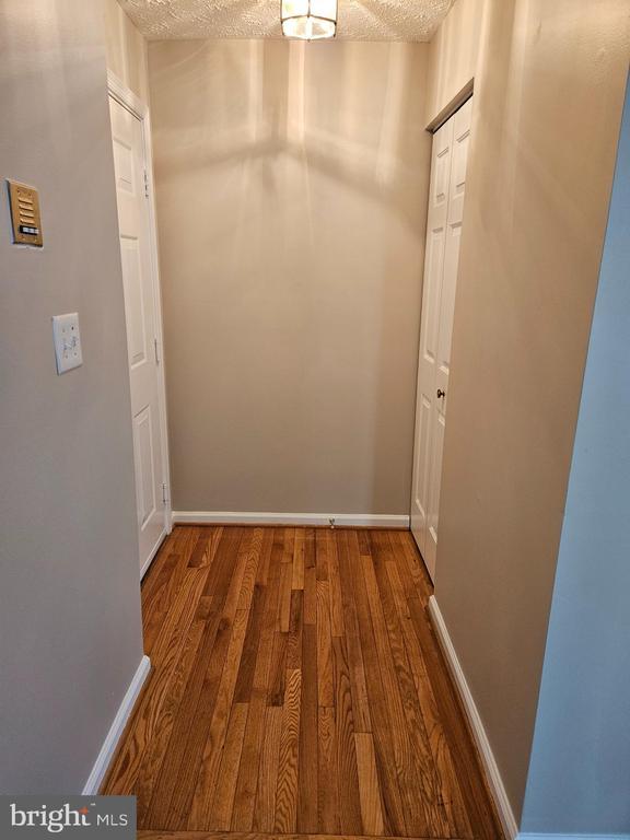 Foto del edificio - 2443 Blue Spring Ct