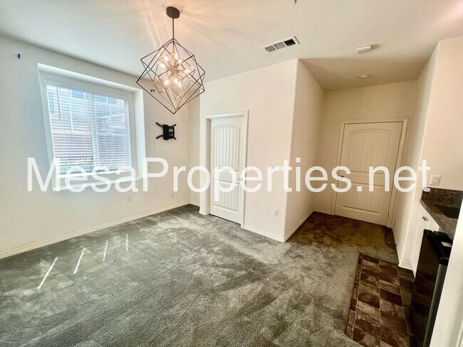 Building Photo - 16502 Casa Grande Ave