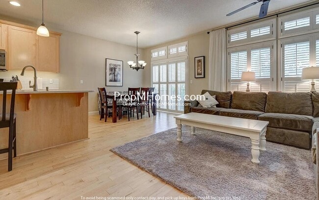 Building Photo - Luxury Four Bedroom Home in King City!