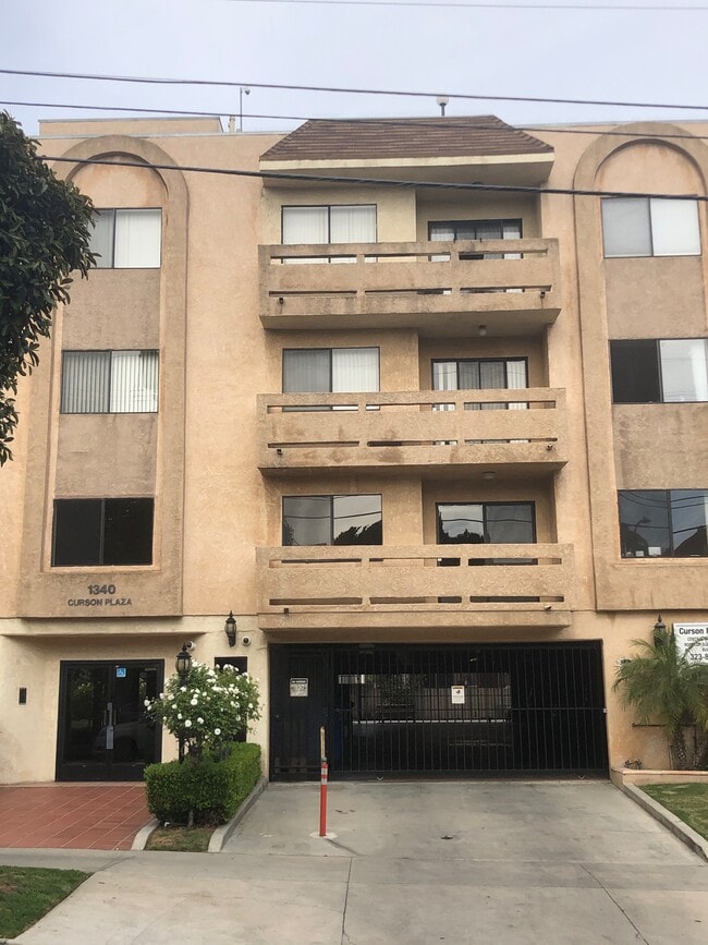 Photo - 1340 N Curson Ave (Los Angeles, CA) Apartments