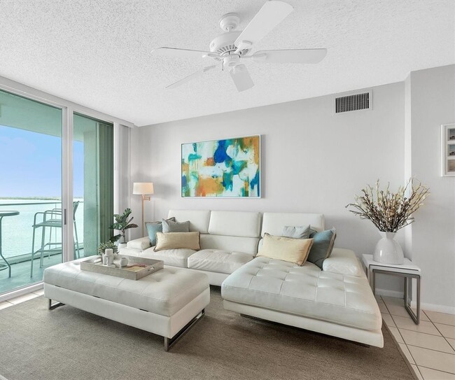 Foto del edificio - 800 Claughton Island Dr