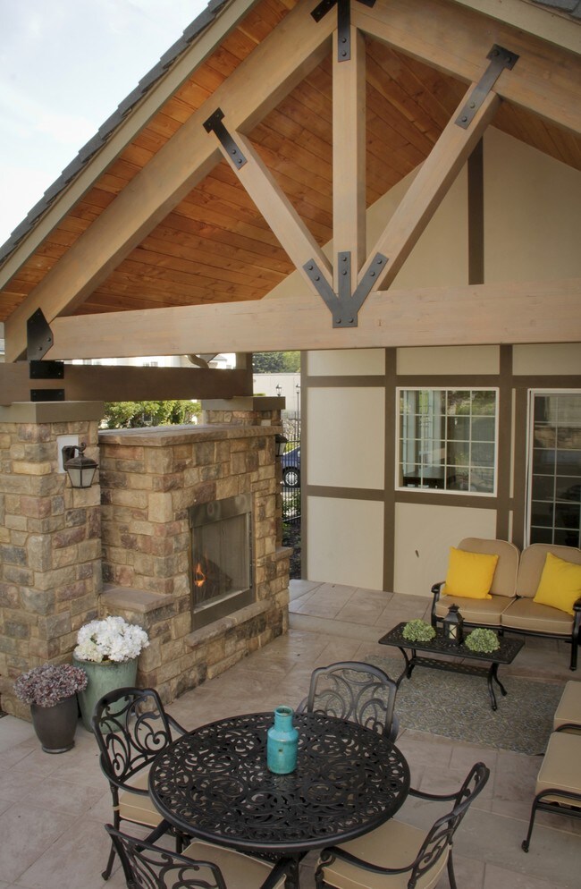 Tudor Village at the Mall Rentals WA