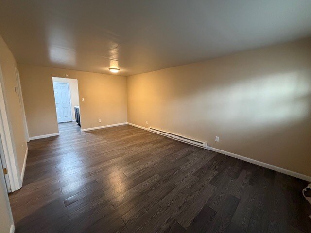 Foto del edificio - 3304 Martin Ave