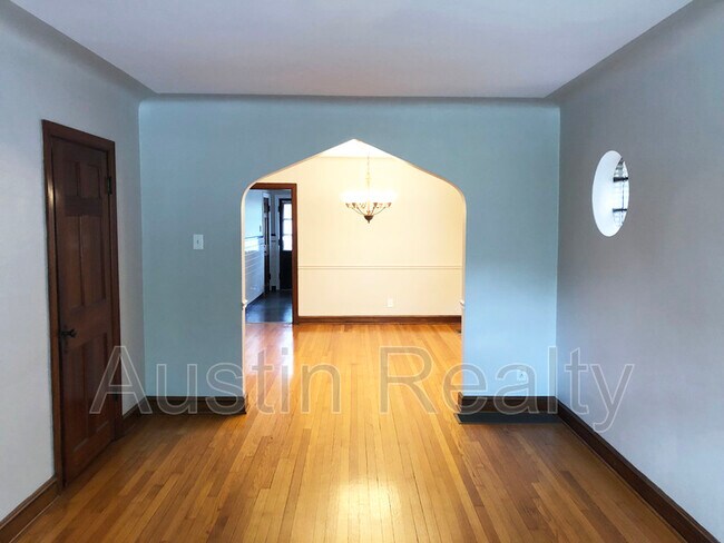 Foto del edificio - 1127 Claytonia Terrace