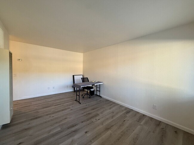 Foto del edificio - Palmdale 1 bedroom