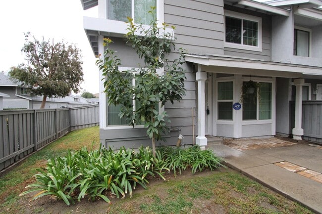 Building Photo - Two-Story 2-Bedroom Condo in North San Ber...