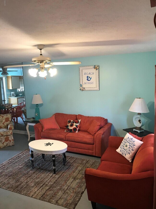 Foto del edificio - 106 W Leslie Ln