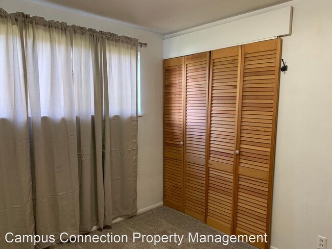 Foto del edificio - 5 br, 2 bath House - 4295 Ferry St.