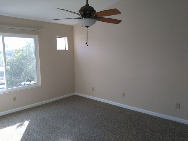 Building Photo - 9332 Twin Trails Dr